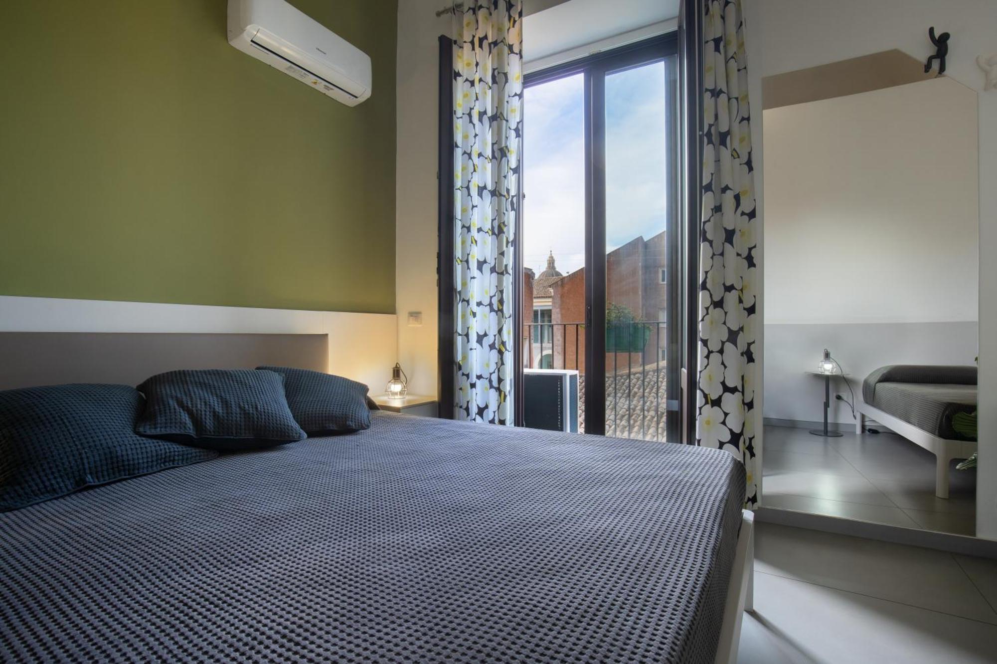 Suite Inn Catania Catânia Quarto foto